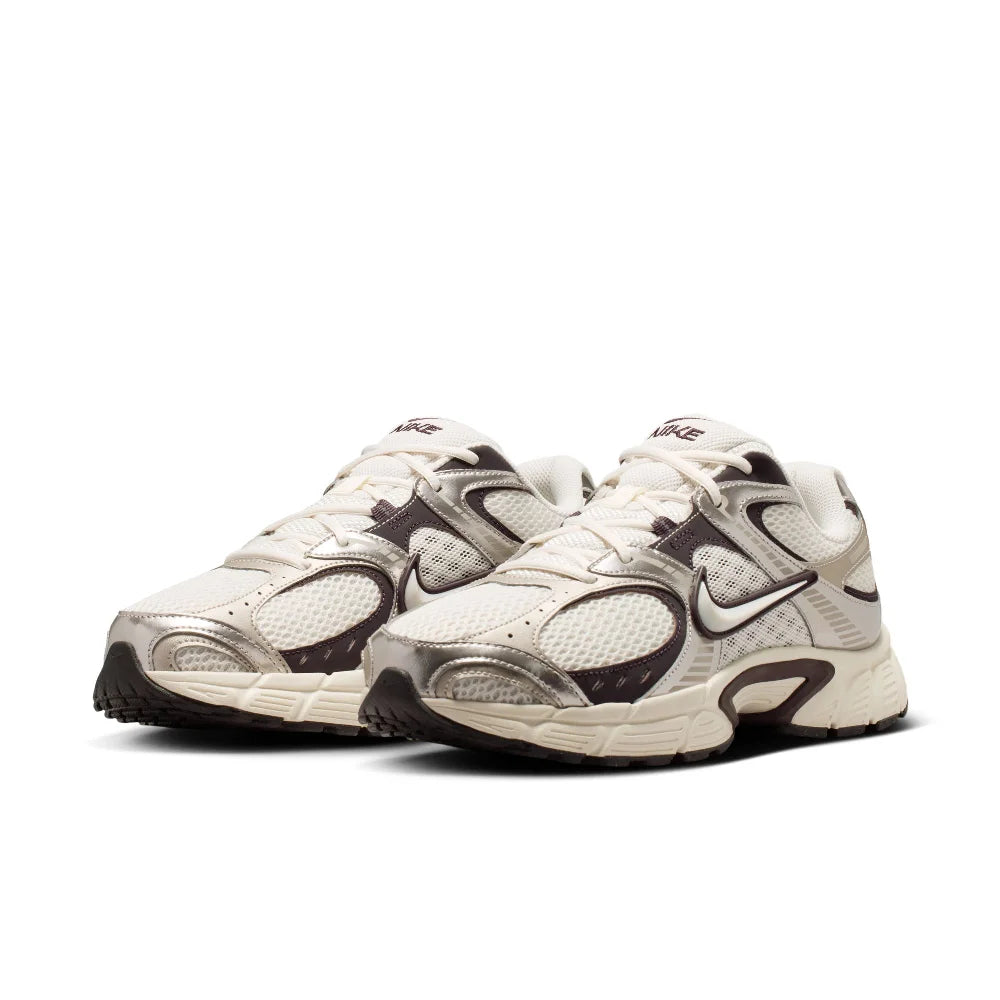 NIKE V5 RNR סניקרס