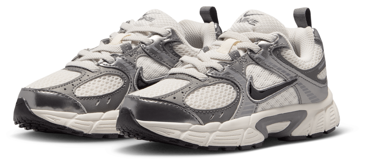 Nike V5 RNR סניקרס לילדים - תמונה 3