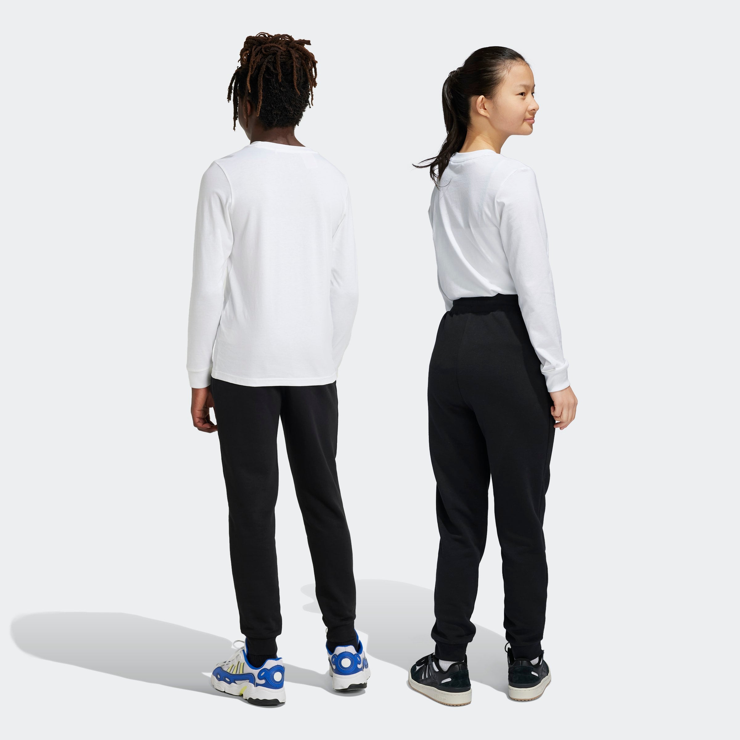 Joggers מכנסיים
