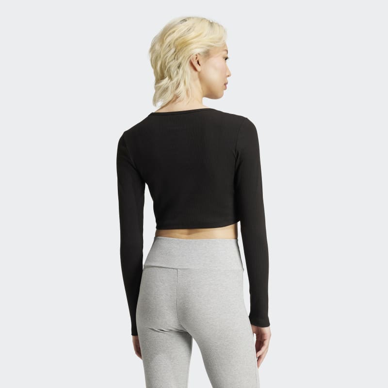 ESSENTIALS RIBBED CROP חולצה