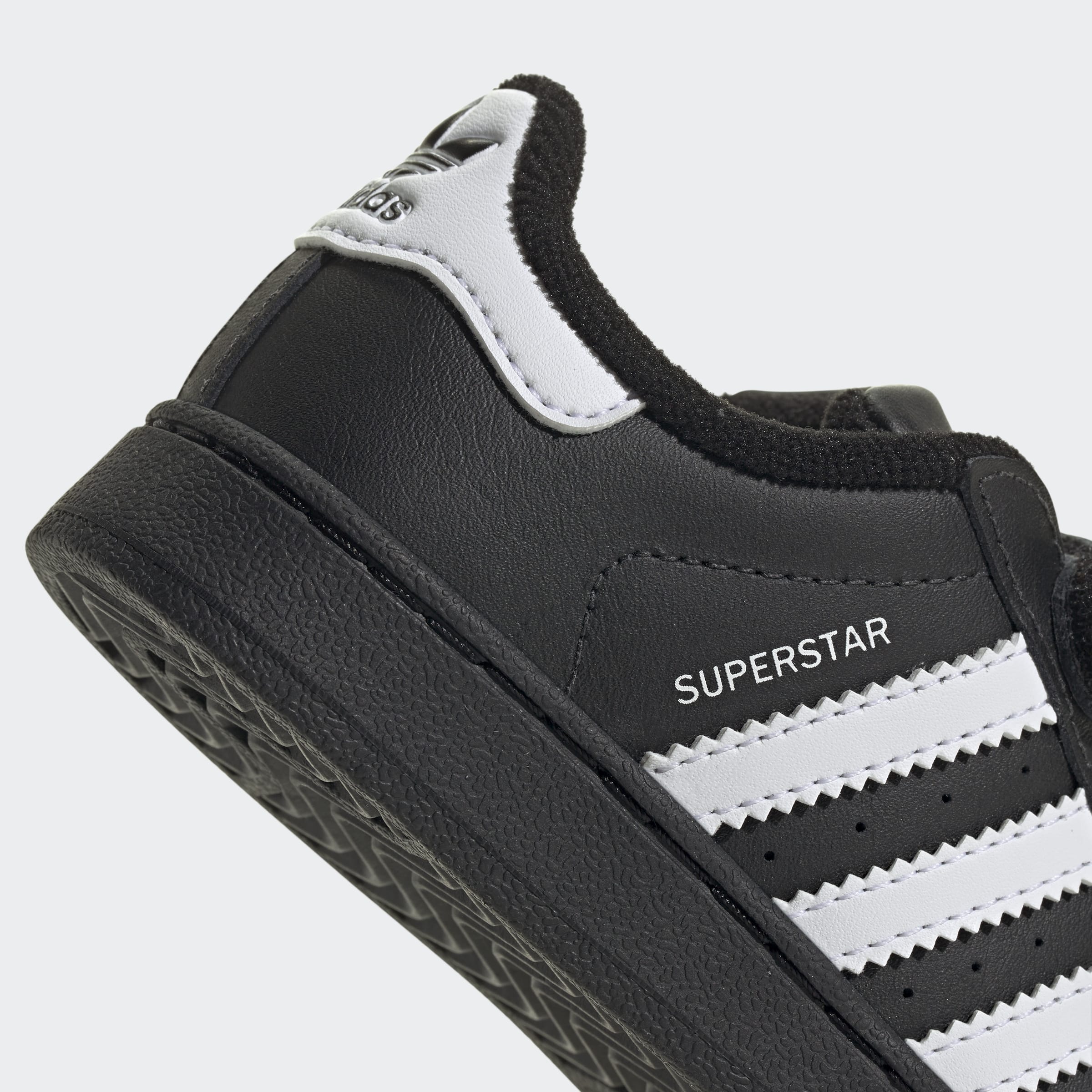 SUPERSTAR II COMFORT CLOSURE סניקרס