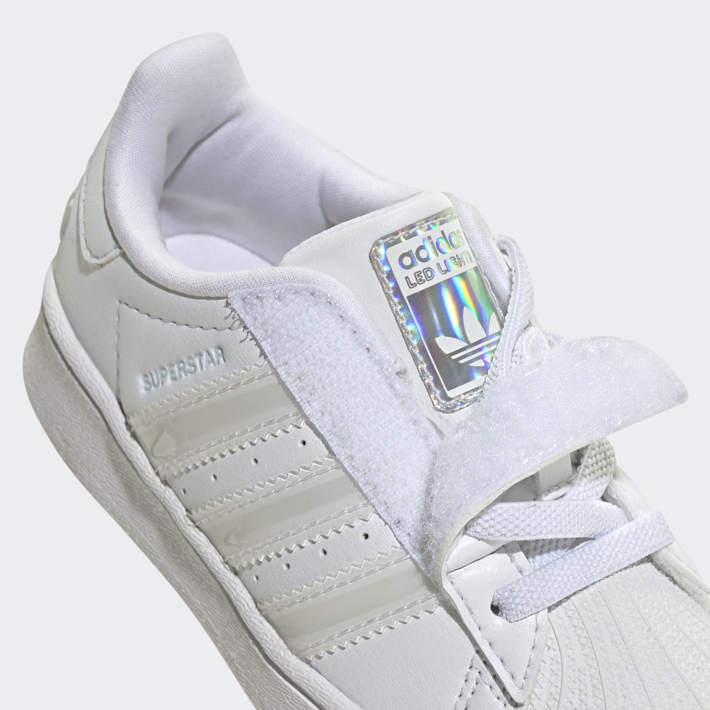 SUPERSTAR LED LIGHT סניקרס