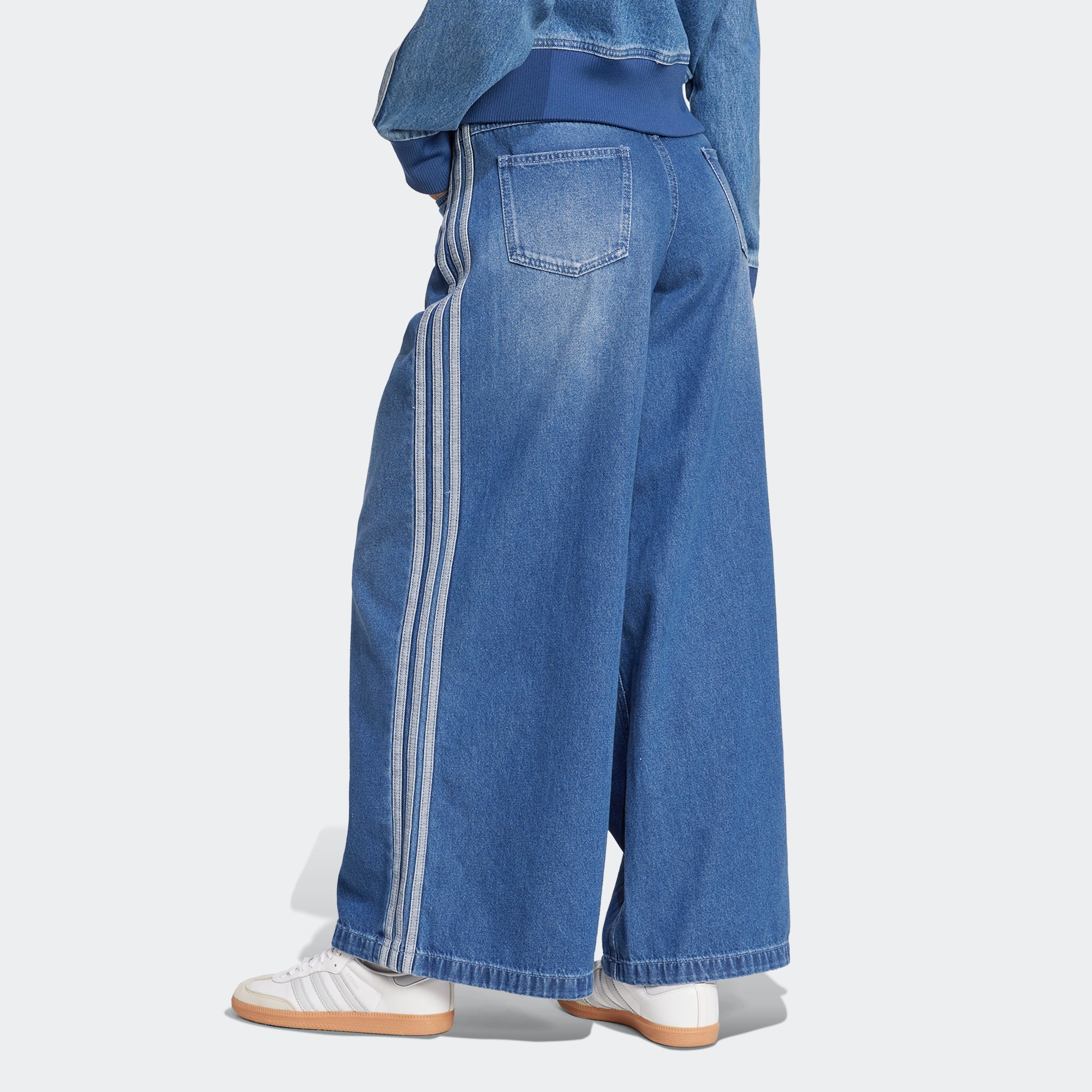Denim Adilenium ג'ינסים