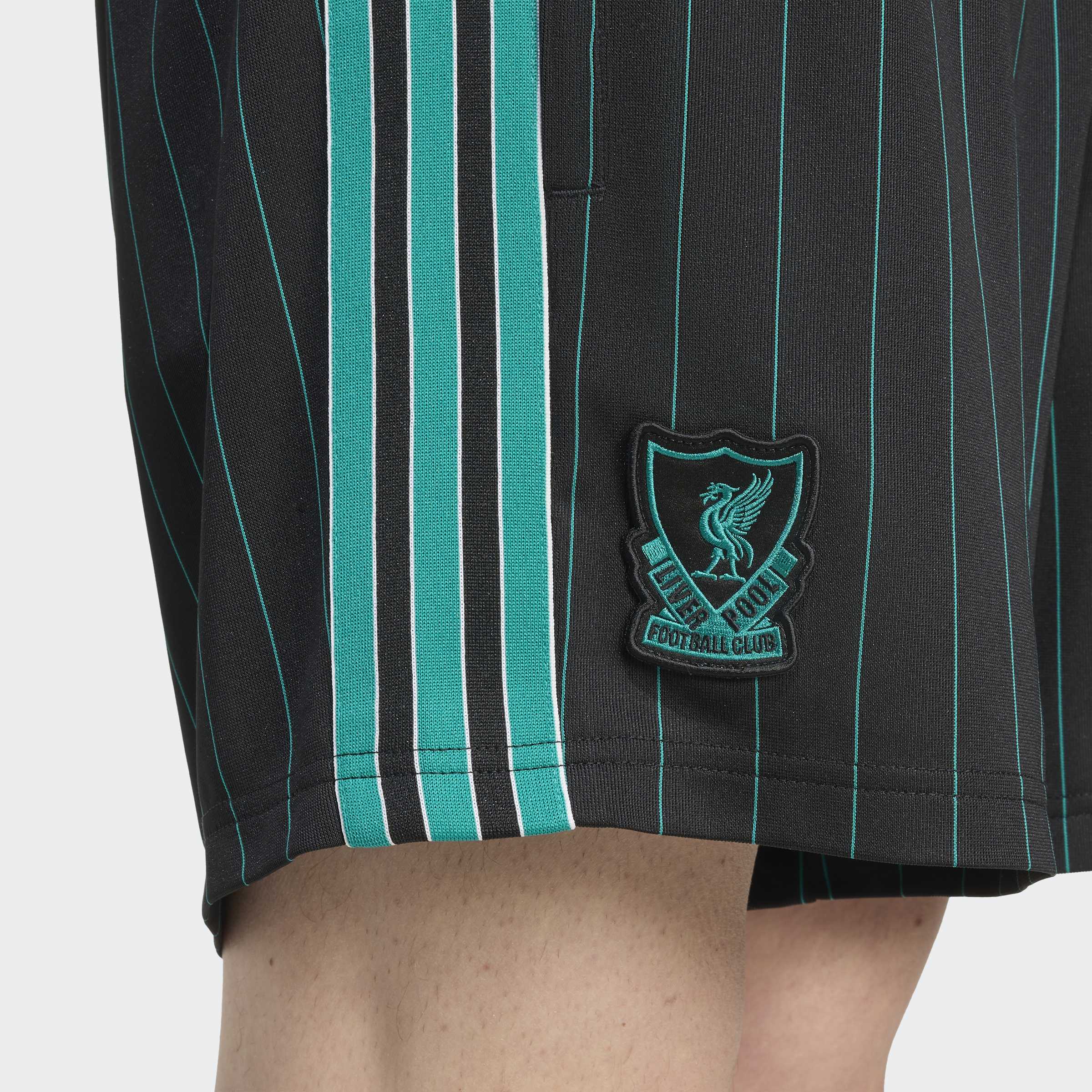 Liverpool FC Terrace Icons מכנסיים קצרים