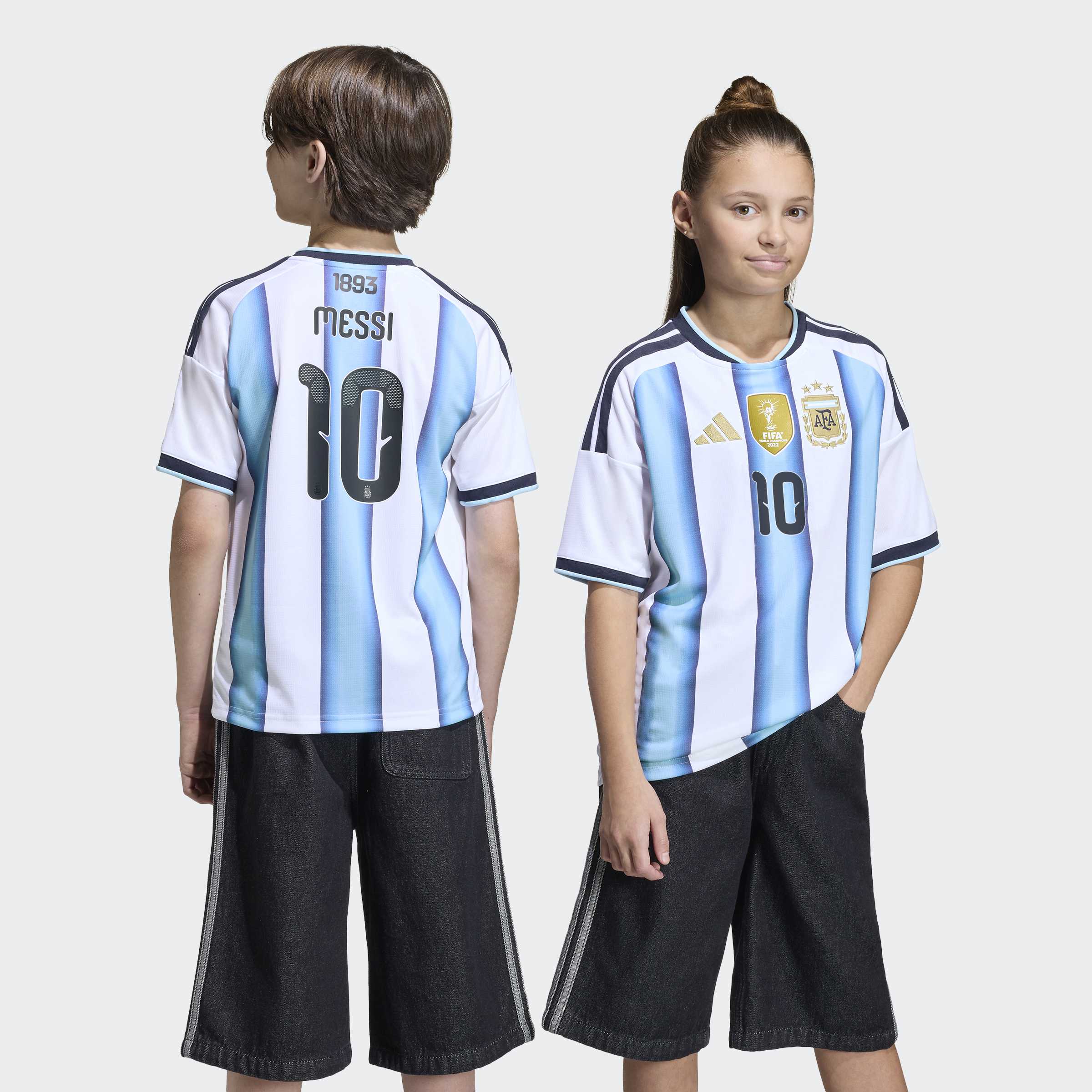 ARGENTINA 26 HOME REPLICA MESSI טי שירט