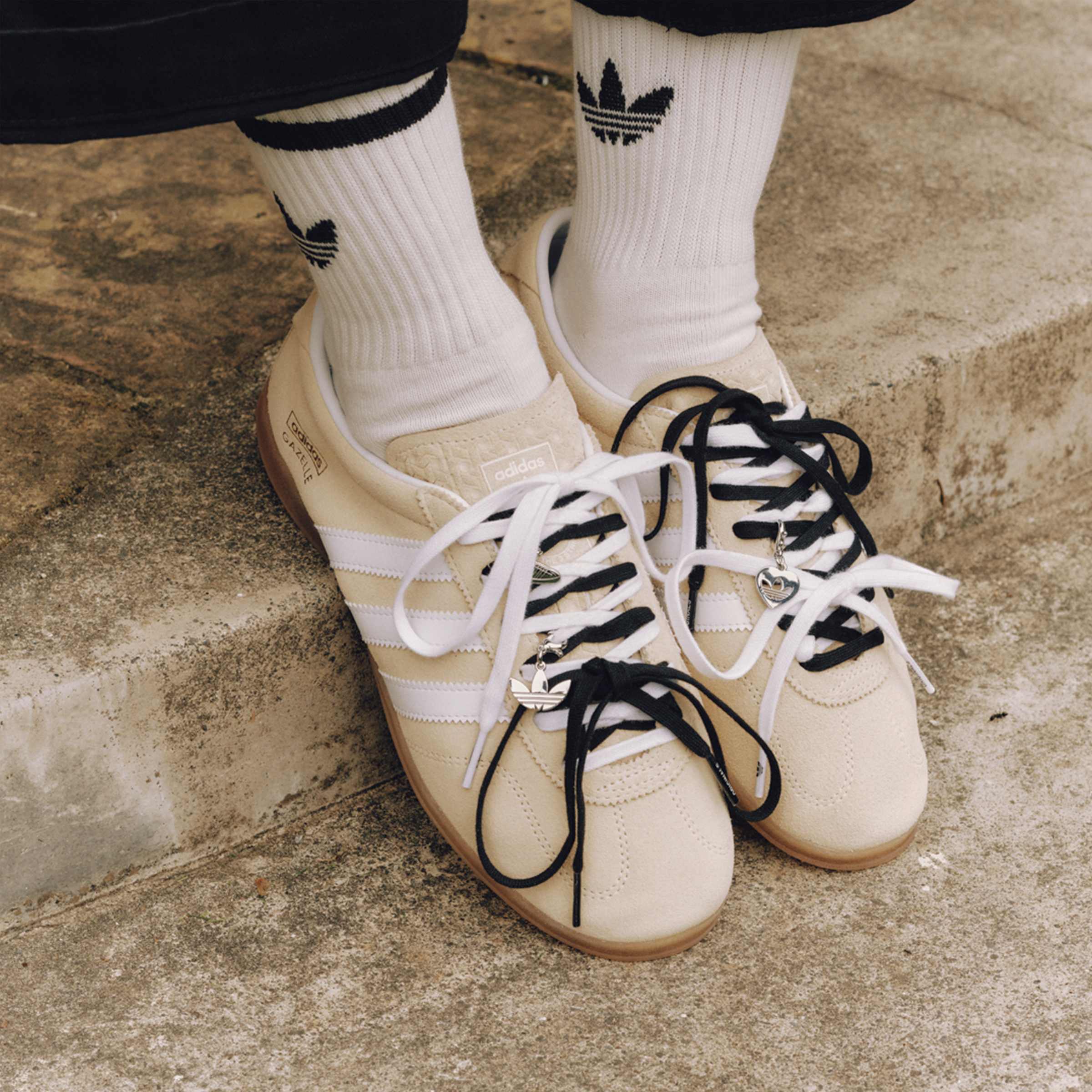 ORIGINALS JEWELACE צ'ארמס