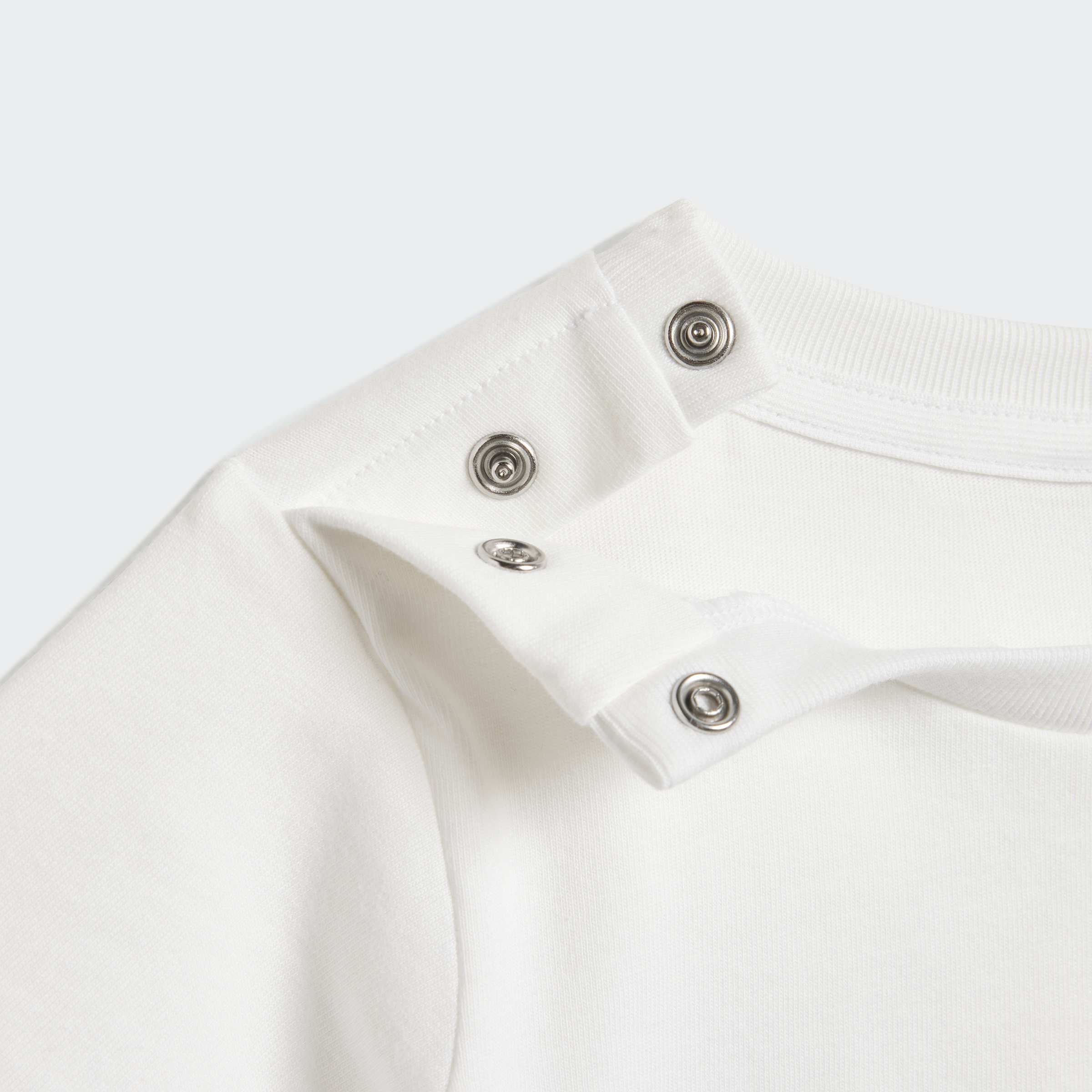 ADIDAS DISNEY סט טישרט ומכנסיים