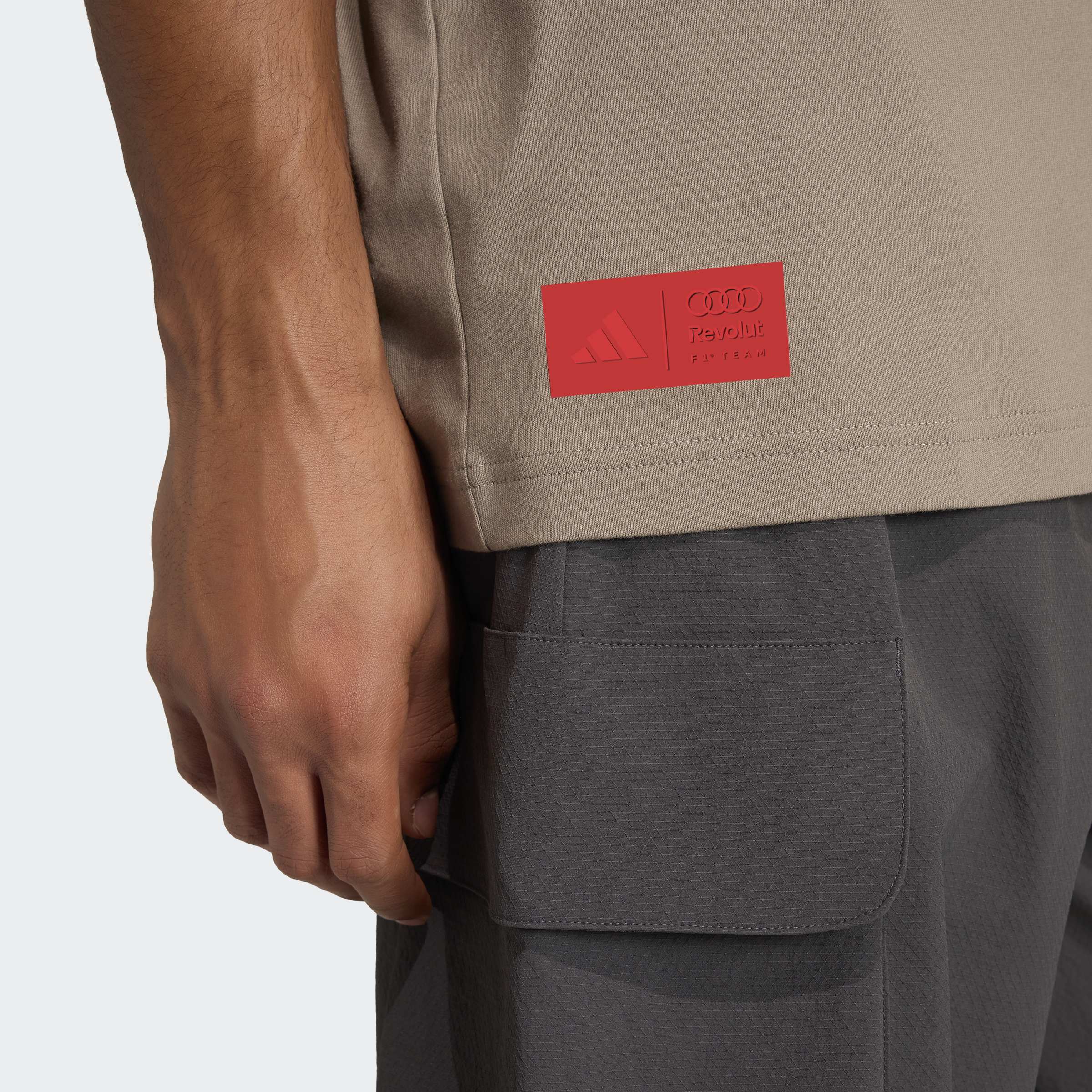 AUDI FORMULA 1 TEAM חולצת טי