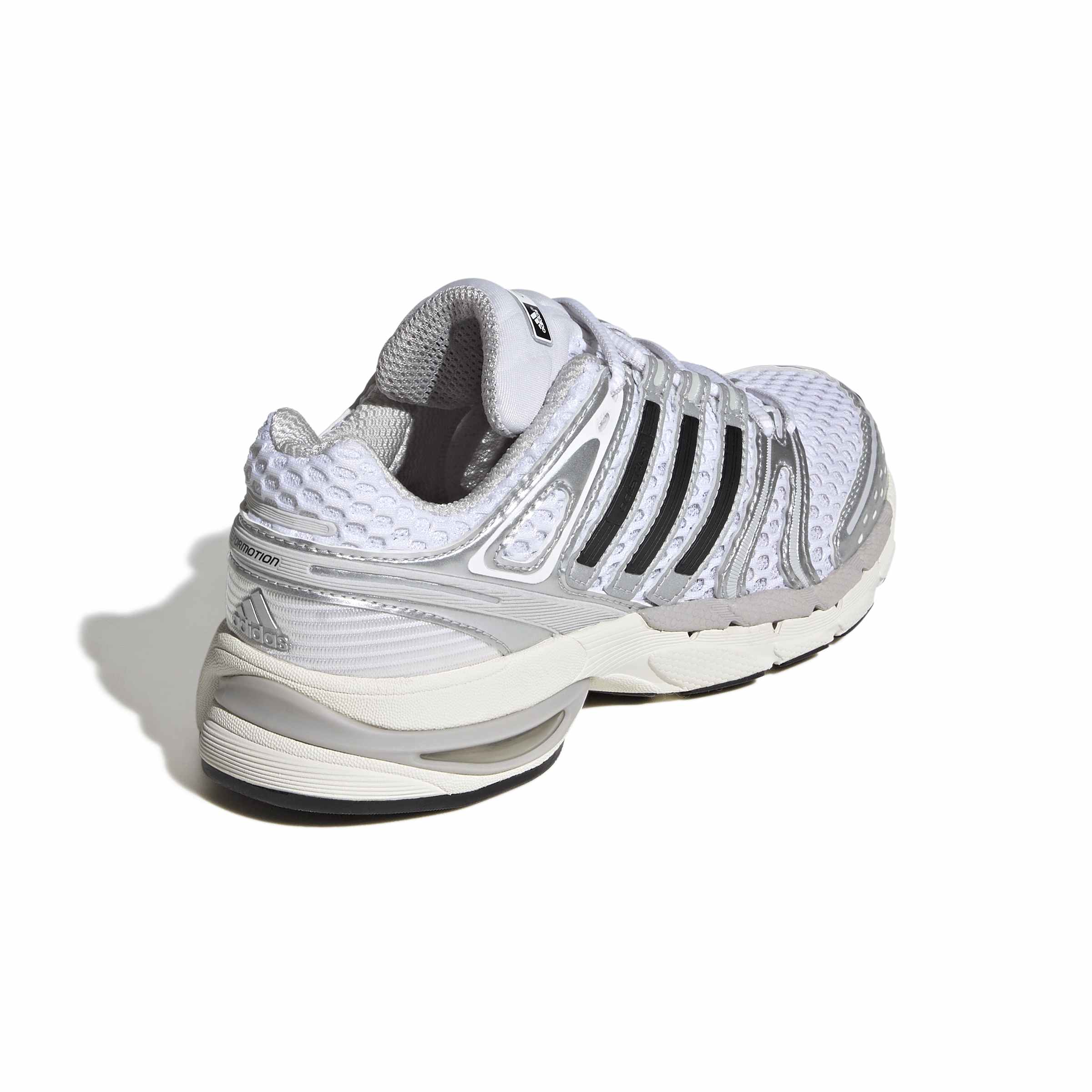 ADISTAR CONTROL 5 סניקרס