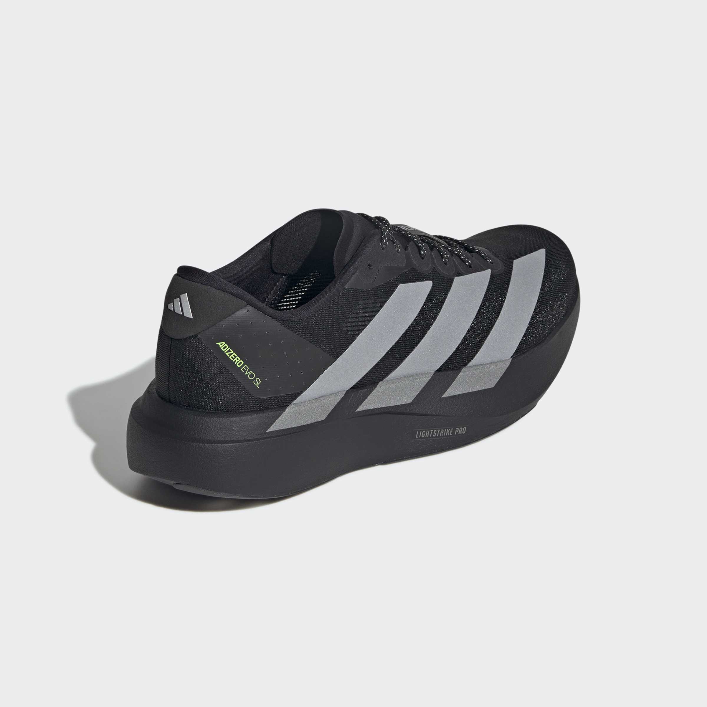 ADIZERO EVO סניקרס