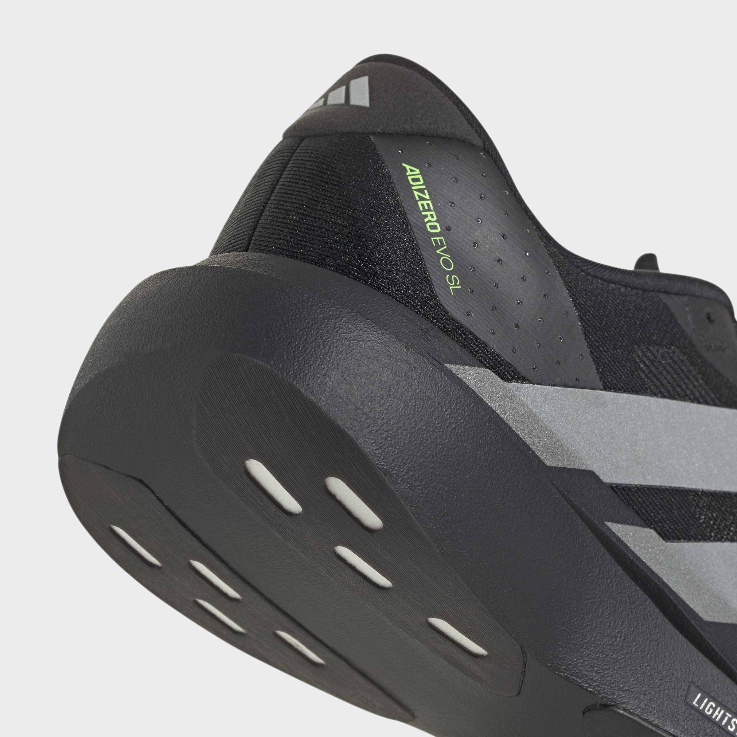 ADIZERO EVO סניקרס