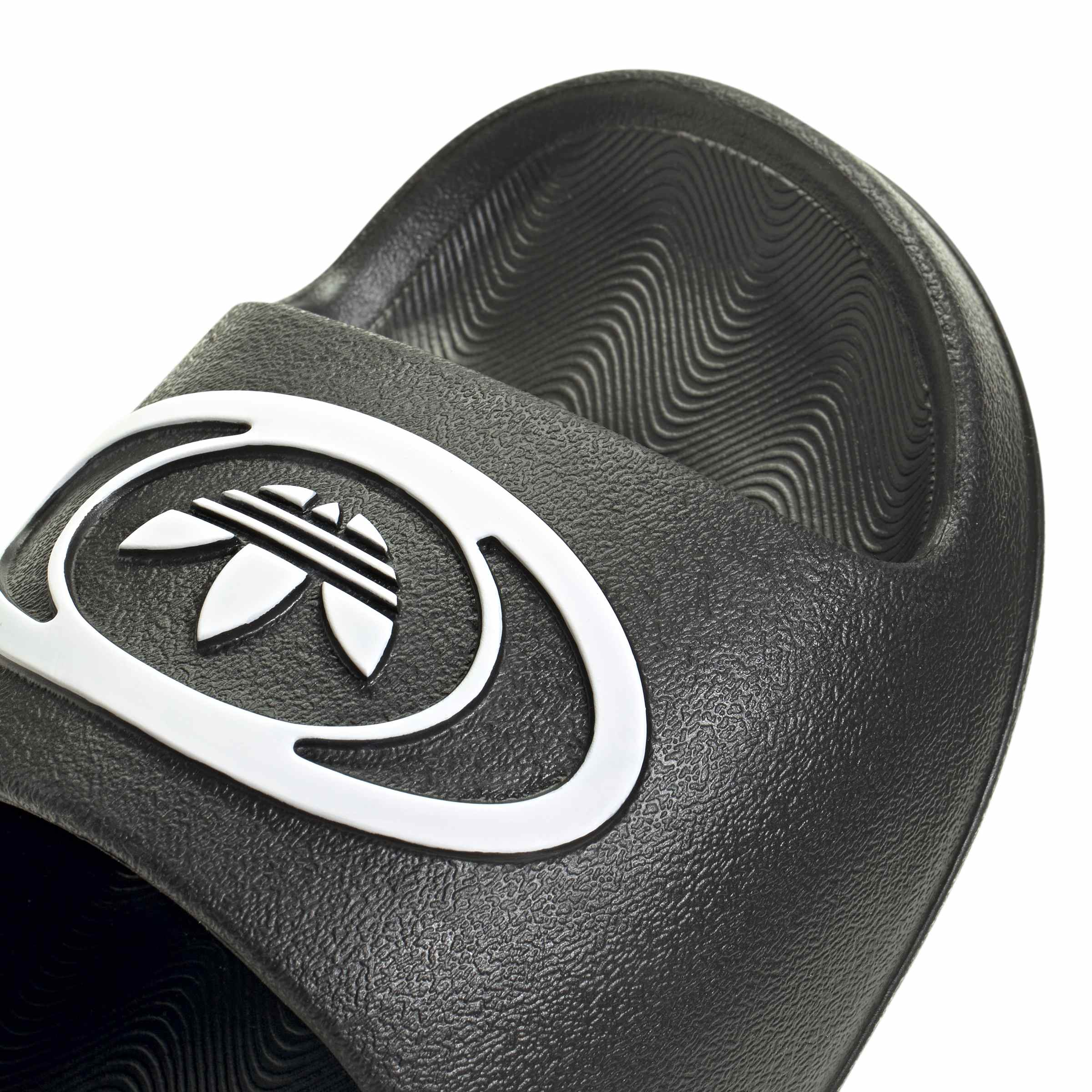 ADILETTE 00s כפכפי