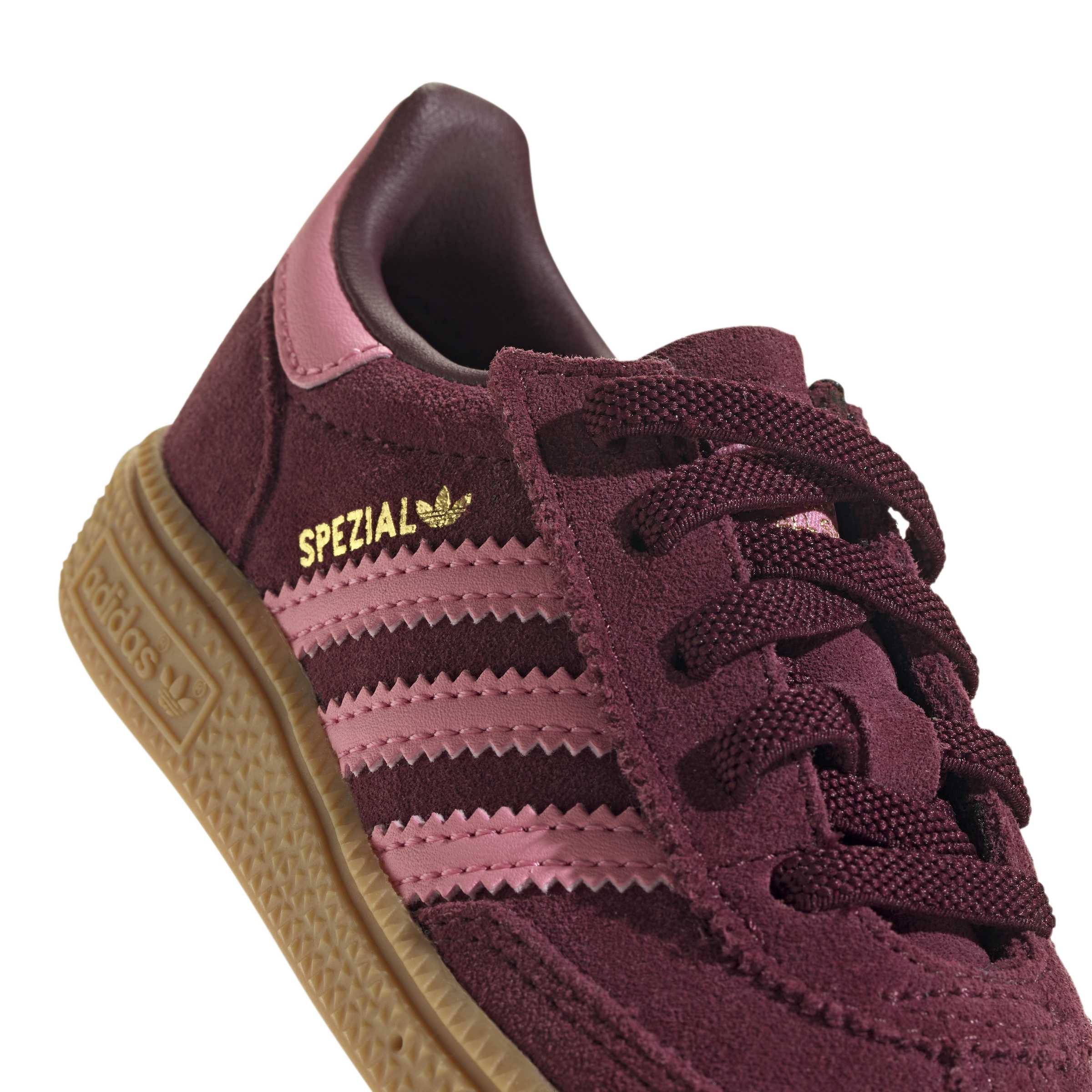 Handball Spezial סניקרס