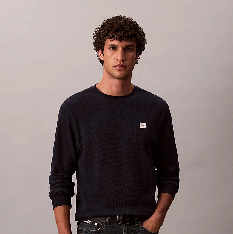 WAFFLE BADGE CREWNECK סווטשירט