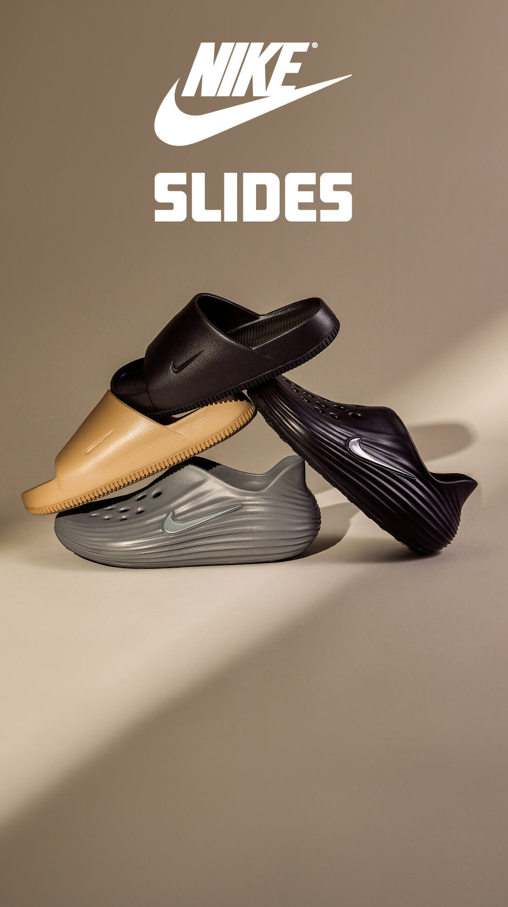 NIKE SLIDES