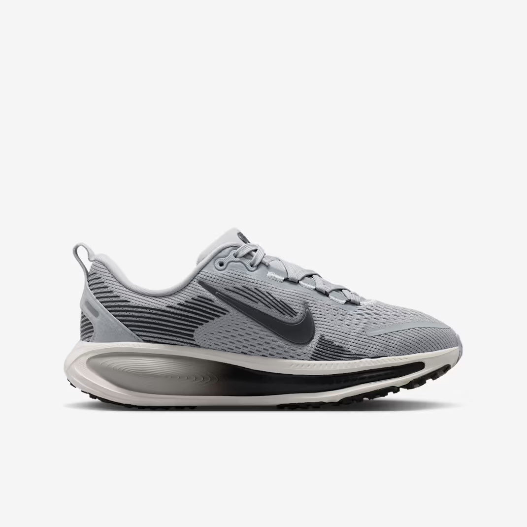 VOMERO 18 נעלי ריצה