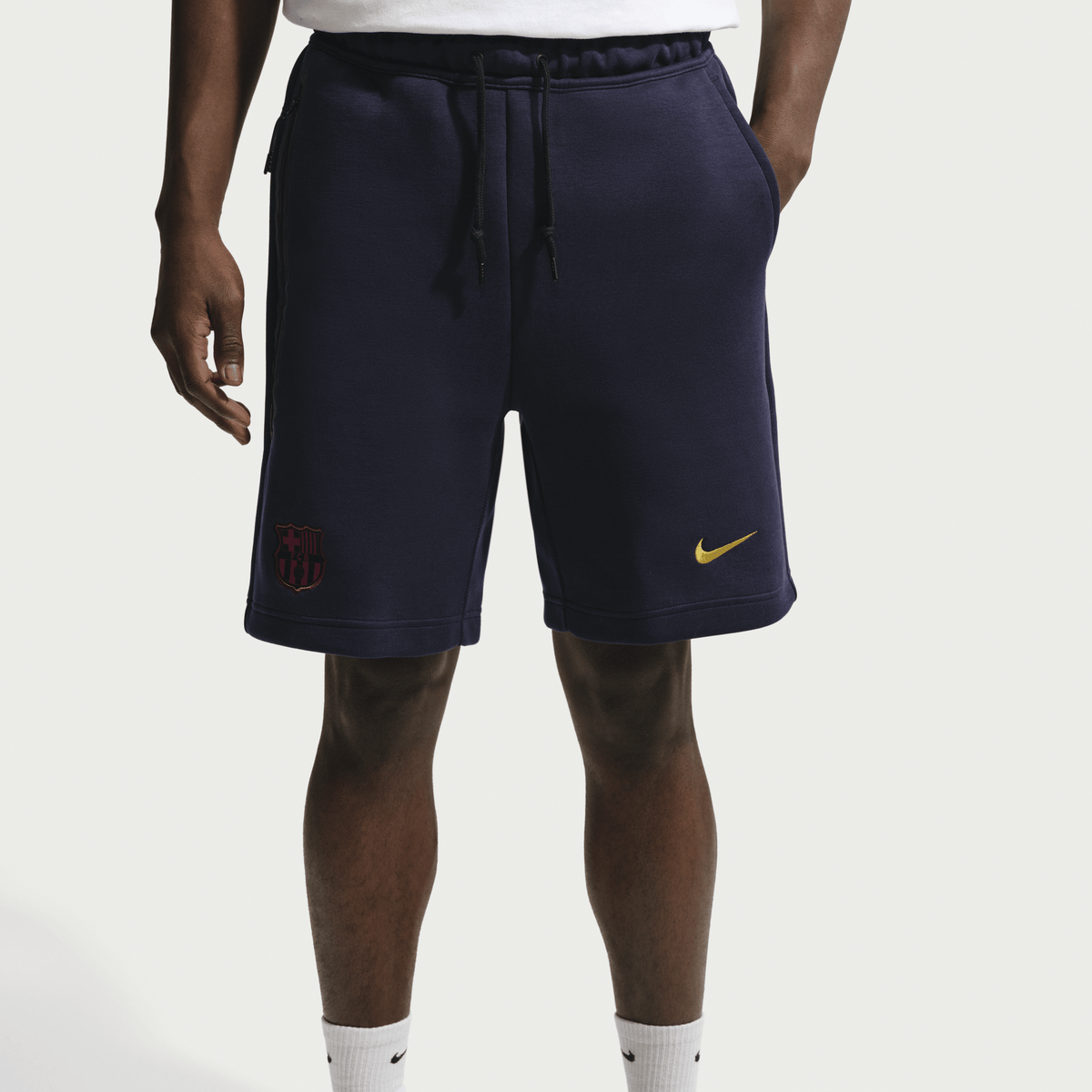 FC BARCELONA TECH FLEECE מכנסיים קצרים