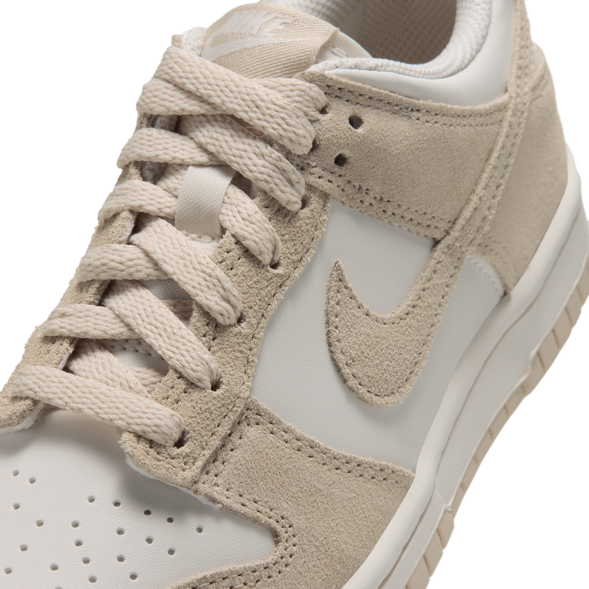 Dunk Low Suede סניקרס