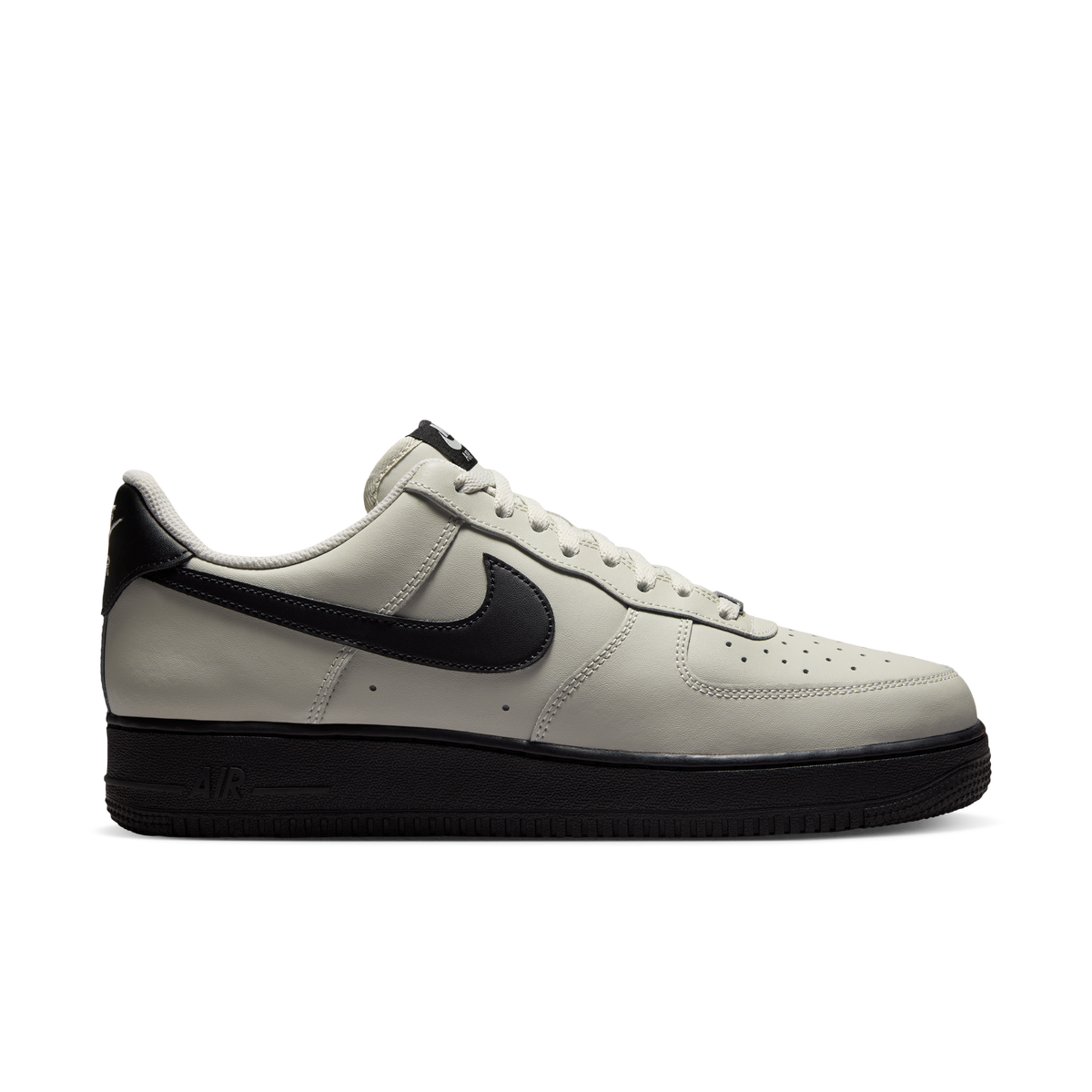 Air Force 1 סניקרס