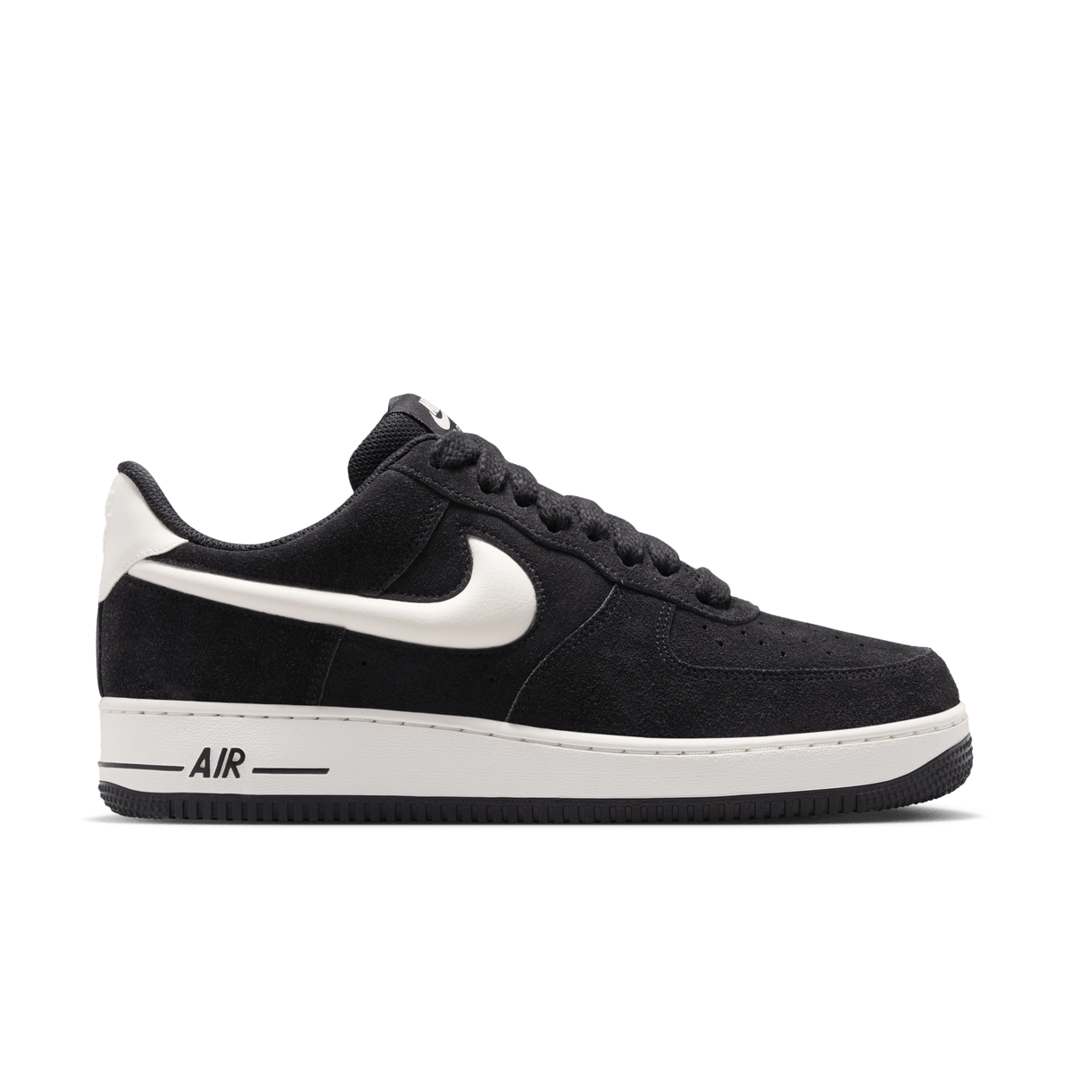 Air Force 1 '07 LV8 סניקרס